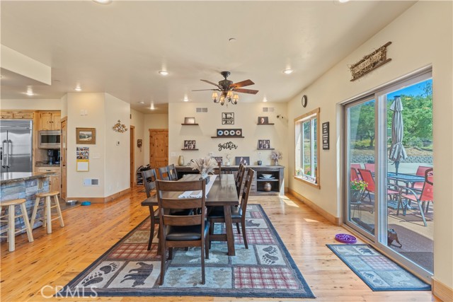 82 Patenaude Court, Oroville CA: https://media.crmls.org/medias/3dcdd066-fcc0-4f47-b304-fd700df233d7.jpg