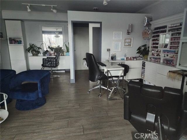 Detail Gallery Image 37 of 45 For 576 S Brea Bld, Brea,  CA 92821 - 2 Beds | 2/1 Baths