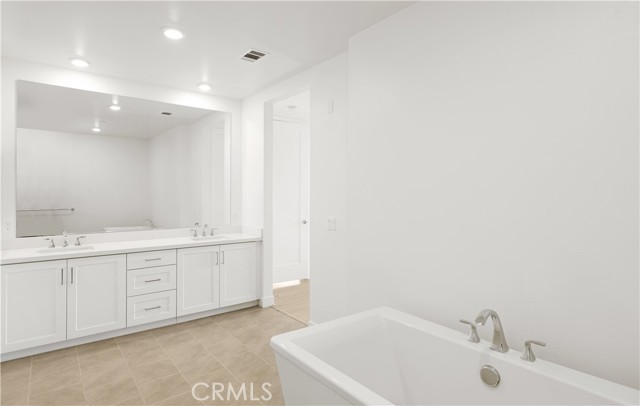 Detail Gallery Image 16 of 64 For 3700 Rivington, Irvine,  CA 92612 - 2 Beds | 2/1 Baths