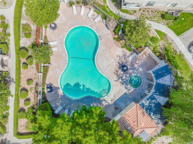 Detail Gallery Image 26 of 28 For 18111 Erik Ct #445,  Canyon Country,  CA 91387 - 2 Beds | 2 Baths