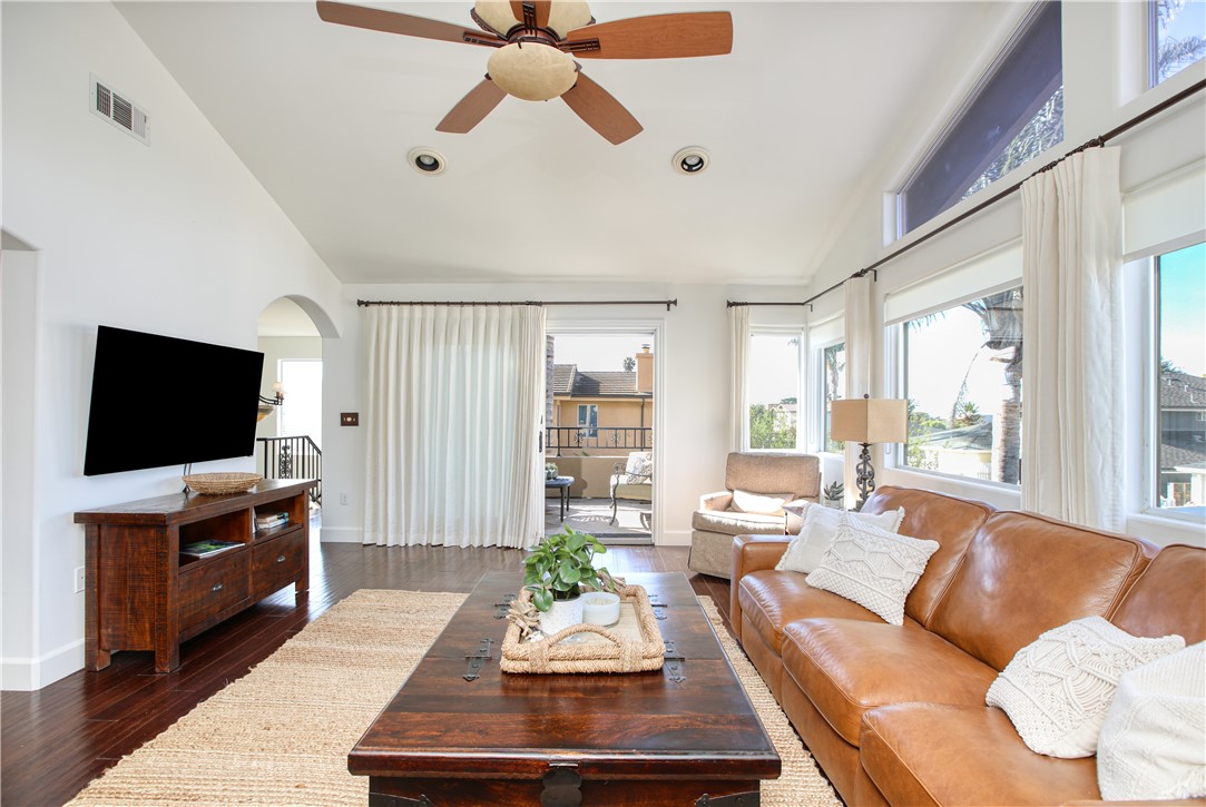 Detail Gallery Image 14 of 59 For 247 Santa Fe Ave, Pismo Beach,  CA 93449 - 3 Beds | 2/1 Baths