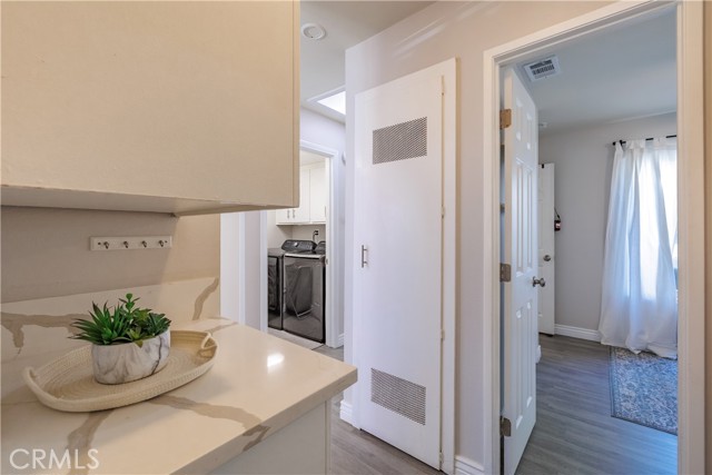 Detail Gallery Image 24 of 53 For 1422 Camelot Dr, Corona,  CA 92882 - 2 Beds | 1/1 Baths