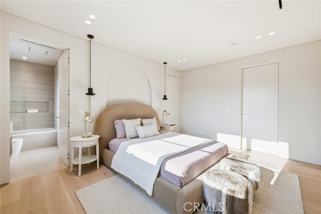 Detail Gallery Image 32 of 41 For 16782 Otsego, Encino,  CA 91436 - 6 Beds | 6/1 Baths