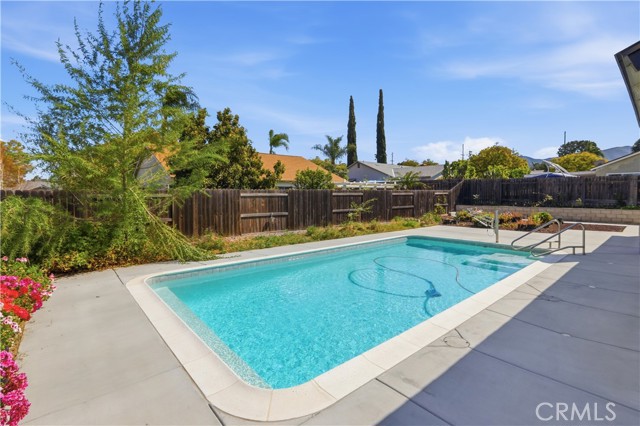 Detail Gallery Image 32 of 43 For 2097 Santa Barbara, Corona,  CA 92882 - 4 Beds | 2 Baths