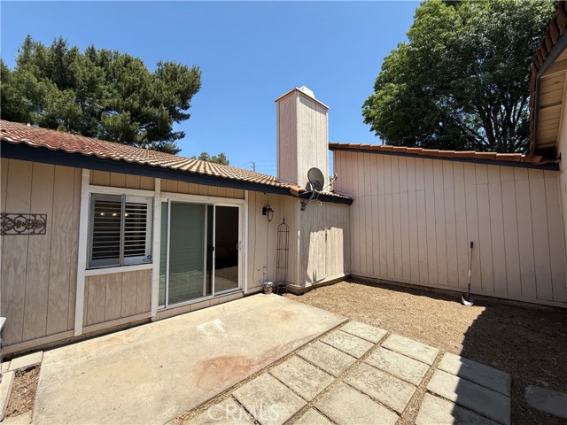 Detail Gallery Image 19 of 22 For 1053 Border Ave, Corona,  CA 92882 - 2 Beds | 2 Baths