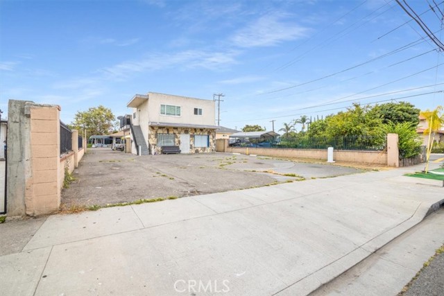Front Image Thumbnail for CRPW26136122