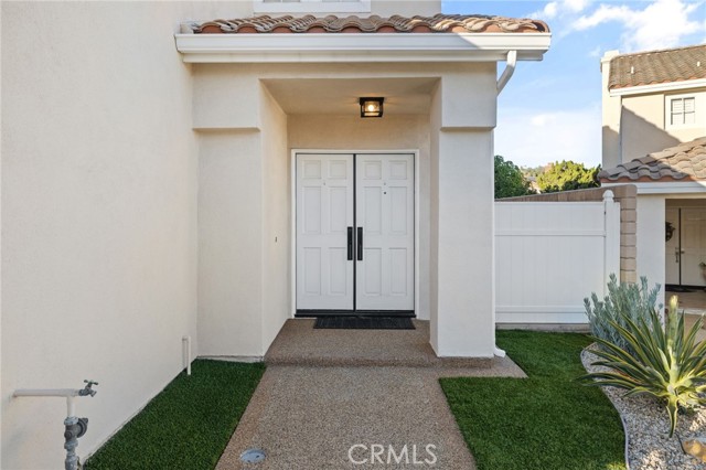 Detail Gallery Image 2 of 55 For 325 E Concord, Placentia,  CA 92870 - 5 Beds | 2/1 Baths