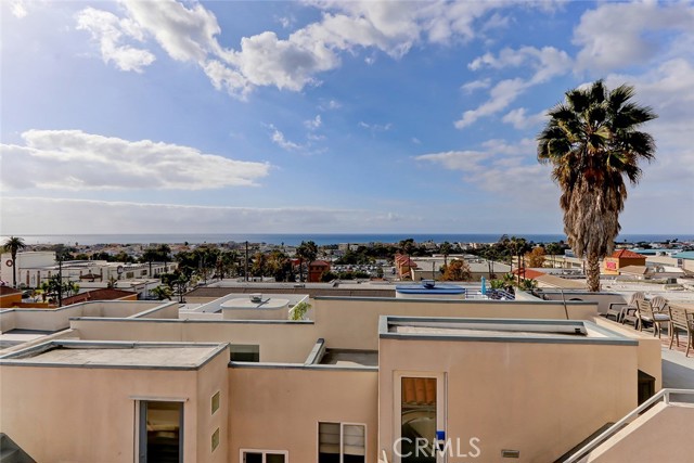 849 15th Street, Hermosa Beach, California 90254, 3 Bedrooms Bedrooms, ,2 BathroomsBathrooms,Residential,Sold,15th,SB22229199