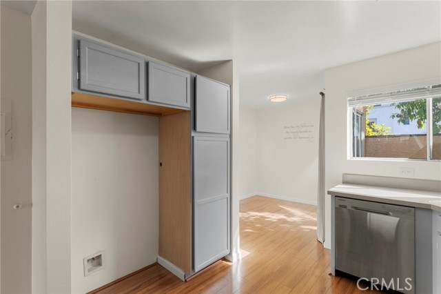Detail Gallery Image 9 of 30 For 1235 E Carson St #4,  Carson,  CA 90745 - 2 Beds | 2 Baths