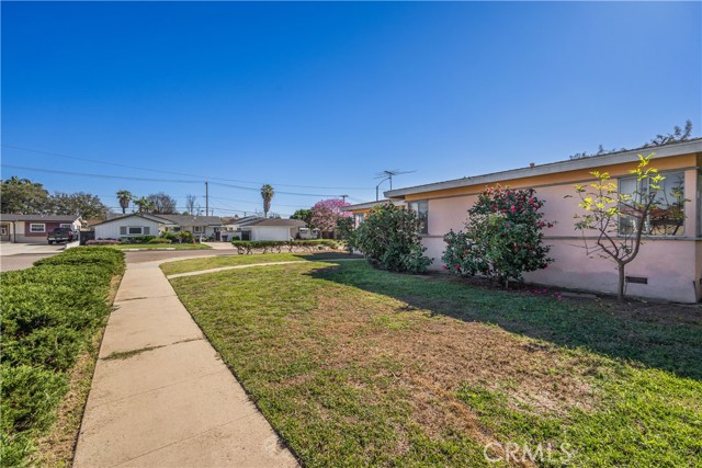 Detail Gallery Image 20 of 39 For 2420 W Grivey, Anaheim,  CA 92804 - 3 Beds | 2 Baths