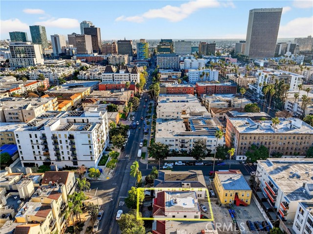 Detail Gallery Image 24 of 24 For 351 S Catalina, Los Angeles,  CA 90020 - – Beds | – Baths