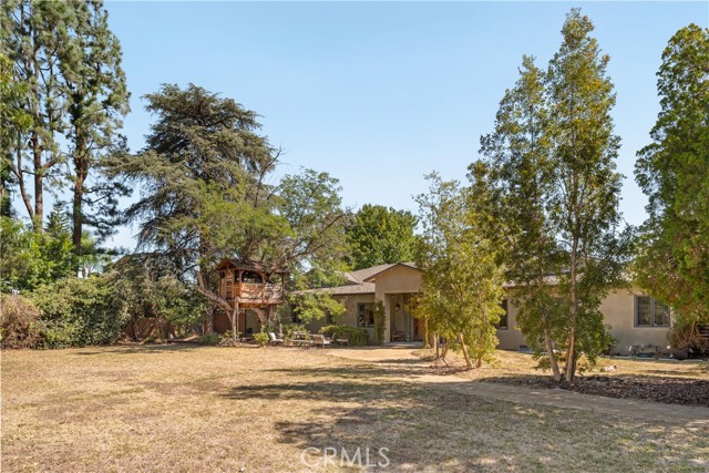 Detail Gallery Image 18 of 21 For 5150 Gloria Ave, Encino,  CA 91436 - 4 Beds | 4/1 Baths