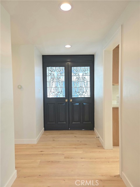 Detail Gallery Image 9 of 36 For 341 Avenida Atezada, Redondo Beach,  CA 90277 - 3 Beds | 2 Baths