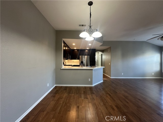 Detail Gallery Image 5 of 30 For 25190 Crest Haven St #2,  Murrieta,  CA 92562 - 2 Beds | 2 Baths