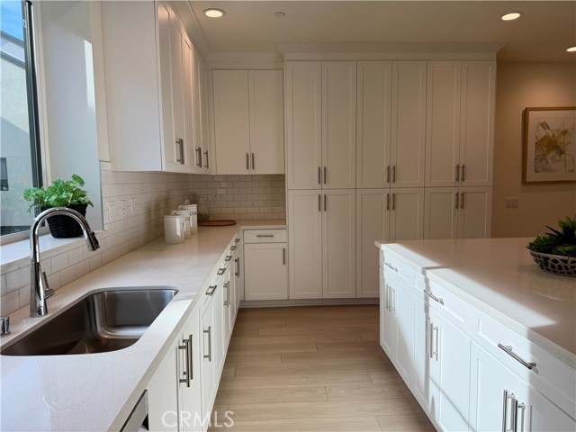 Detail Gallery Image 12 of 29 For 5876 Linden Ave #3, Long Beach,  CA 90805 - 3 Beds | 3/1 Baths