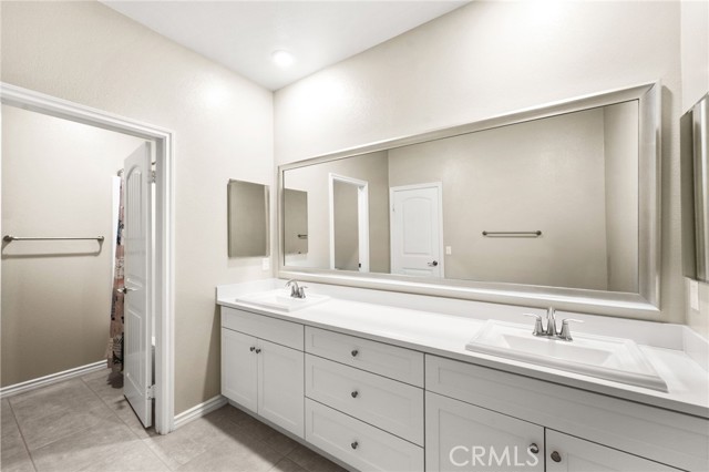 Image 40 of 75 For 45745 Altree Court
