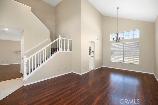 Detail Gallery Image 7 of 39 For 43195 Corte Almonte, Temecula,  CA 92592 - 4 Beds | 2/1 Baths