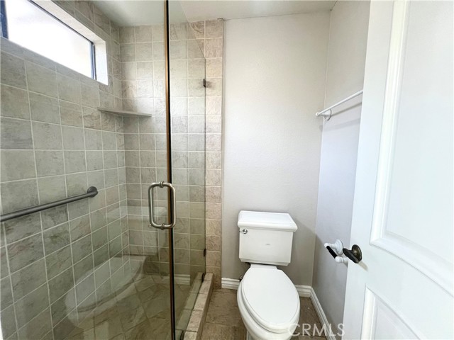 15 Creekwood, Irvine CA: https://media.crmls.org/medias/3dd8e16d-e69c-4200-8658-fb7d1284d7dd.jpg