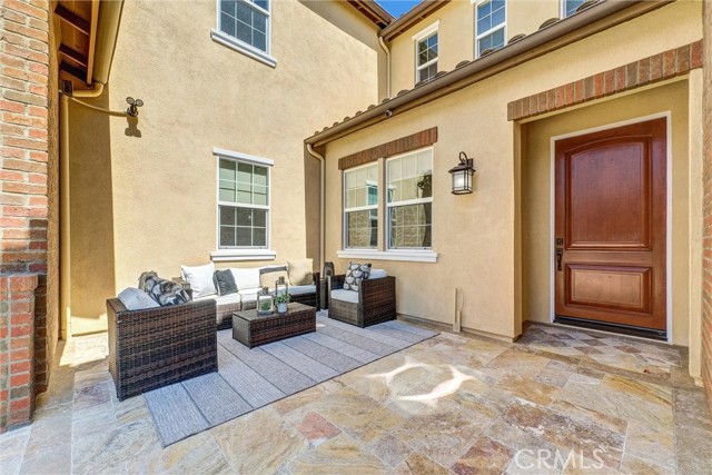 Detail Gallery Image 2 of 75 For 520 N Bardsdale Pl, Brea,  CA 92821 - 5 Beds | 5/1 Baths