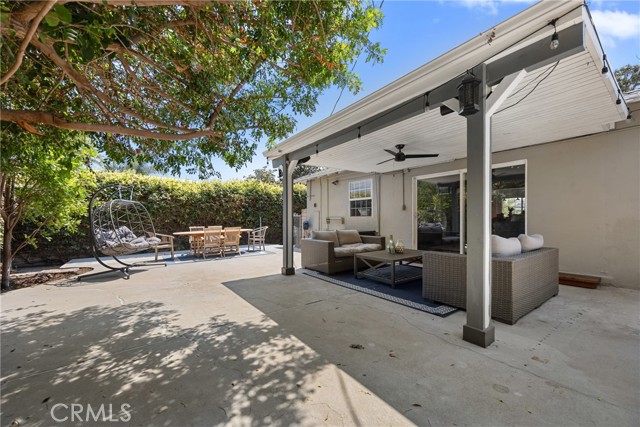 5834 Costello Avenue, Van Nuys CA: https://media.crmls.org/medias/3ddbf2a4-061b-4c68-b085-0764cf1b8d0a.jpg