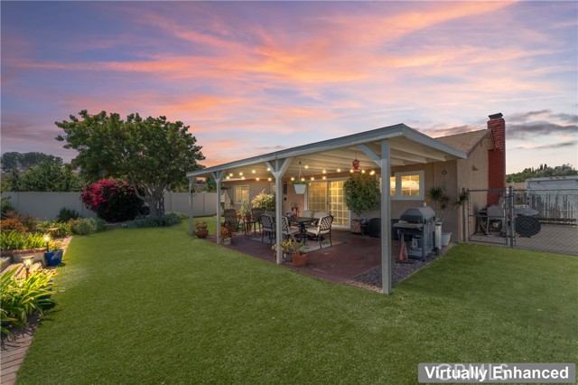 14376 Dartmouth Circle, Moorpark CA: https://media.crmls.org/medias/3ddc50ad-1c6c-402d-a755-6016dc613027.jpg