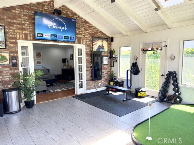 Detail Gallery Image 22 of 57 For 629 E Riverview Ave, Orange,  CA 92865 - 4 Beds | 2 Baths