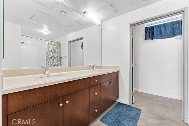 Detail Gallery Image 20 of 30 For 435 W Center Street Promenade, Anaheim,  CA 92805 - 2 Beds | 2 Baths