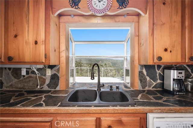 Detail Gallery Image 16 of 60 For 44327 Highway 49, Ahwahnee,  CA 93601 - 3 Beds | 2 Baths
