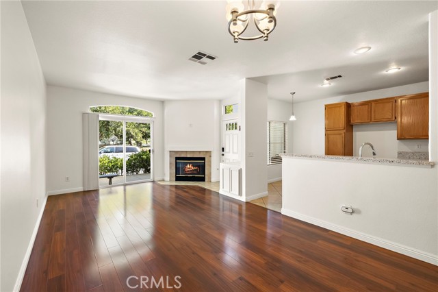 Detail Gallery Image 4 of 18 For 117 Pomelo, Rancho Santa Margarita,  CA 92688 - 3 Beds | 2/1 Baths