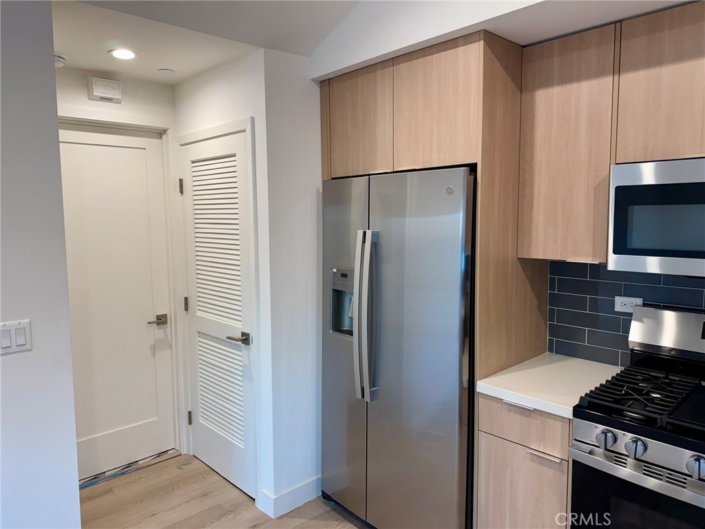 MLS #SR25276800 image #9