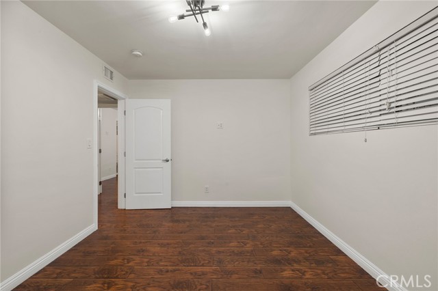 Detail Gallery Image 29 of 52 For 12759 Elkwood St, North Hollywood,  CA 91605 - 4 Beds | 3 Baths