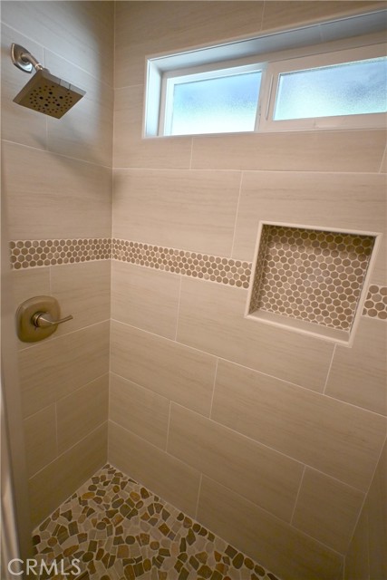 Detail Gallery Image 12 of 13 For 305 Civic Center Dr, Vista,  CA 92084 - 3 Beds | 2 Baths