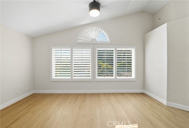 1372 Old Trail DR, Corona CA: https://media.crmls.org/medias/3de028a1-a9a0-4048-a1b6-079eec0ae761.jpg