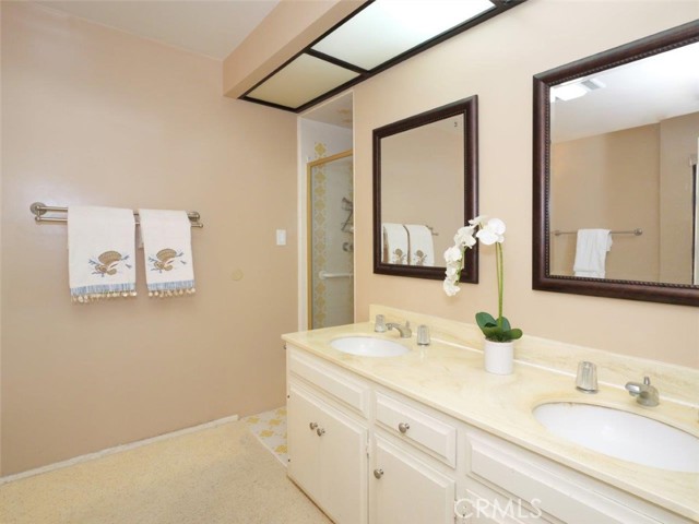 Detail Gallery Image 24 of 40 For 2560 via Sanchez, Palos Verdes Estates,  CA 90274 - 4 Beds | 2/1 Baths