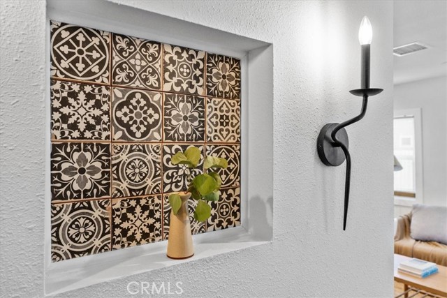1940 Claudina Avenue, Los Angeles CA: https://media.crmls.org/medias/3de03b71-aae8-47b0-859c-795e5183dcda.jpg