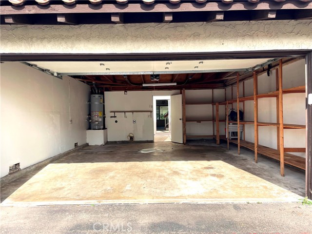 1077 Santo Antonio S Drive, Colton CA: https://media.crmls.org/medias/3de1809a-5cba-4b3b-bce7-716dae8c3a75.jpg