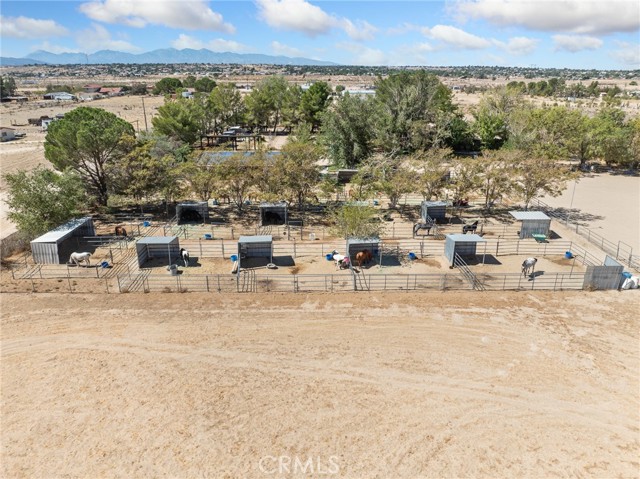 19976 Cornelian, Apple Valley CA: https://media.crmls.org/medias/3de21495-ebd1-4fdc-af61-c03d76c7d690.jpg