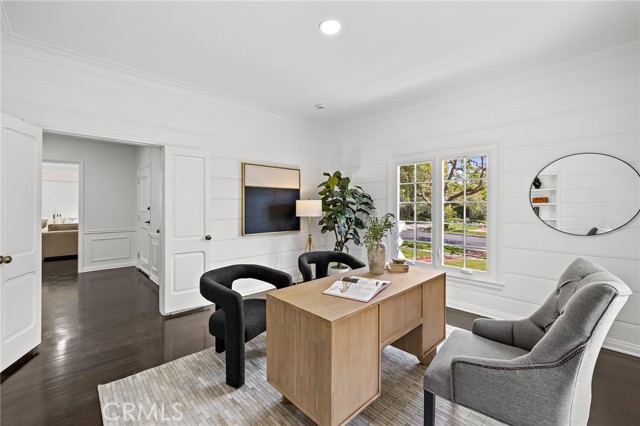609 N Oakhurst Drive, Beverly Hills CA: https://media.crmls.org/medias/3de275df-a4bc-4368-b78f-47361ed5a53c.jpg