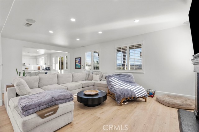 Detail Gallery Image 26 of 75 For 29228 Las Brisas Rd, Valencia,  CA 91354 - 5 Beds | 4 Baths