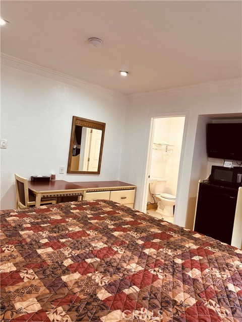 Image 17 of 22 For 5850 Olympic