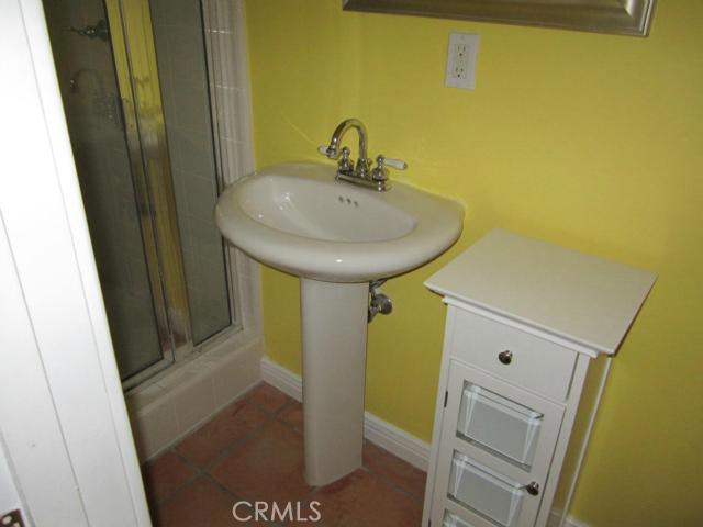 519 Francisca Avenue, Redondo Beach, California 90277, 3 Bedrooms Bedrooms, ,2 BathroomsBathrooms,Residential,Sold,Francisca,V12068332