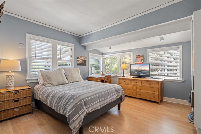 626 Elvira Avenue, Redondo Beach CA: https://media.crmls.org/medias/3de4bf3a-6a00-4b09-a081-1d33655a86a7.jpg