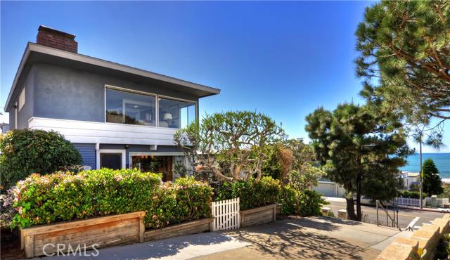 304 18th Street, Manhattan Beach, California 90266, 5 Bedrooms Bedrooms, ,3 BathroomsBathrooms,Residential,Sold,18th,SB16050803