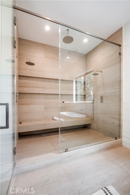 Detail Gallery Image 46 of 54 For 5929 Melvin Ave, Tarzana,  CA 91356 - 5 Beds | 6 Baths