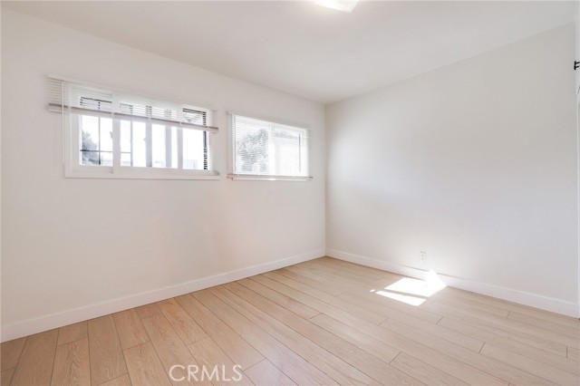 Detail Gallery Image 10 of 15 For 8075 Yorktown, Huntington Beach,  CA 92646 - 2 Beds | 1 Baths