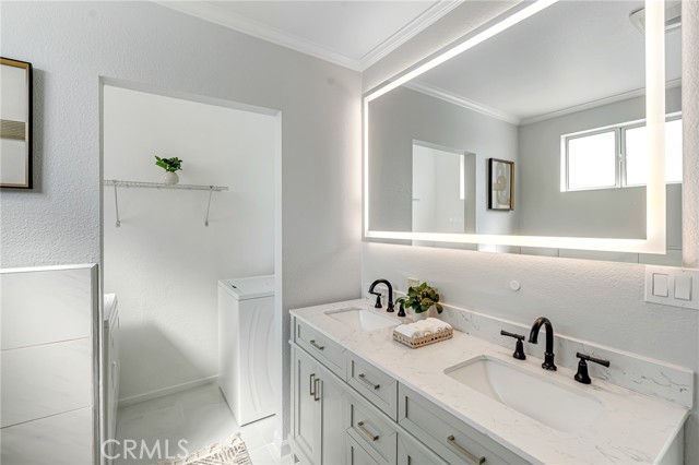 Detail Gallery Image 34 of 51 For 1381 W Summerland, San Pedro,  CA 90732 - 4 Beds | 3 Baths