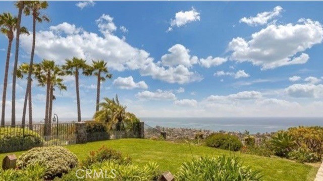 301 E Avenida Cordoba, San Clemente, California 92672, 4 Bedrooms Bedrooms, ,4 BathroomsBathrooms,Residential Lease,For Rent,301 E Avenida Cordoba,CROC25161906