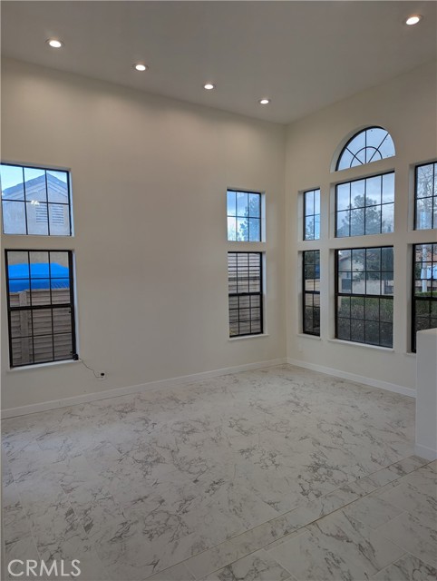 Detail Gallery Image 8 of 66 For 42057 Parkmont Dr, Quartz Hill,  CA 93536 - 5 Beds | 3 Baths