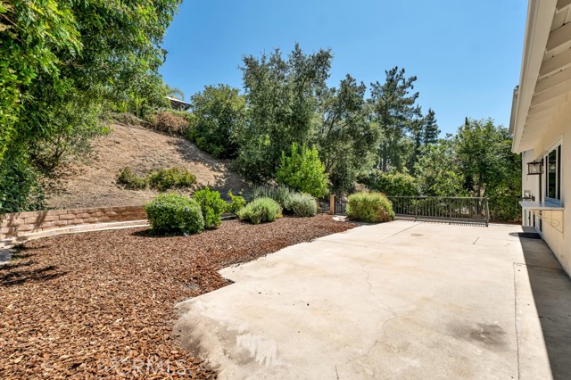 Detail Gallery Image 43 of 49 For 12444 Marva Ave, Granada Hills,  CA 91344 - 4 Beds | 3 Baths