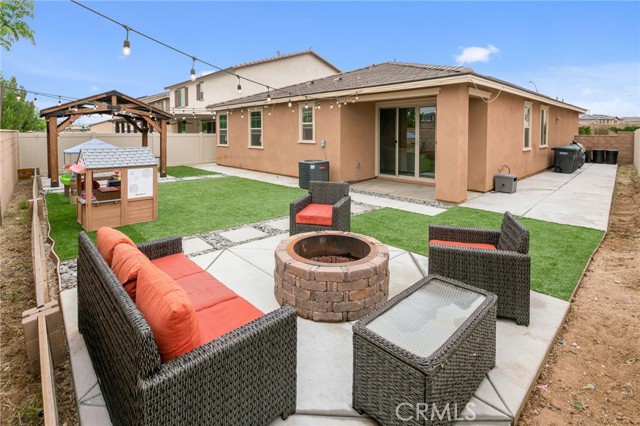 Detail Gallery Image 34 of 34 For 582 Clarence Muse Loop, Perris,  CA 92570 - 4 Beds | 2 Baths